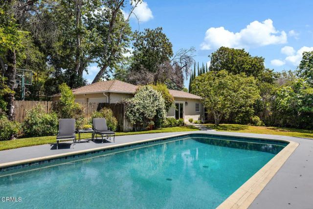 612 Landor Lane, Pasadena, CA 91106