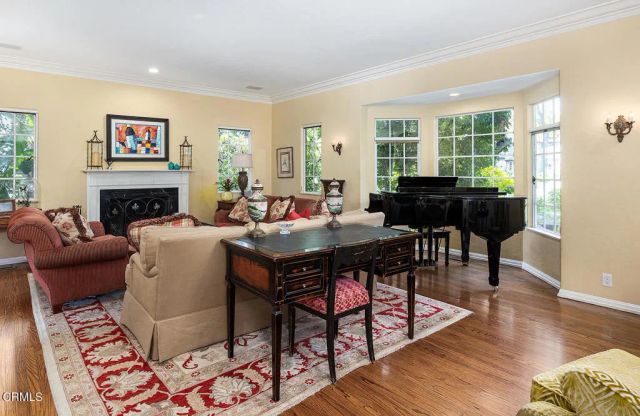 612 Landor Lane, Pasadena, CA 91106