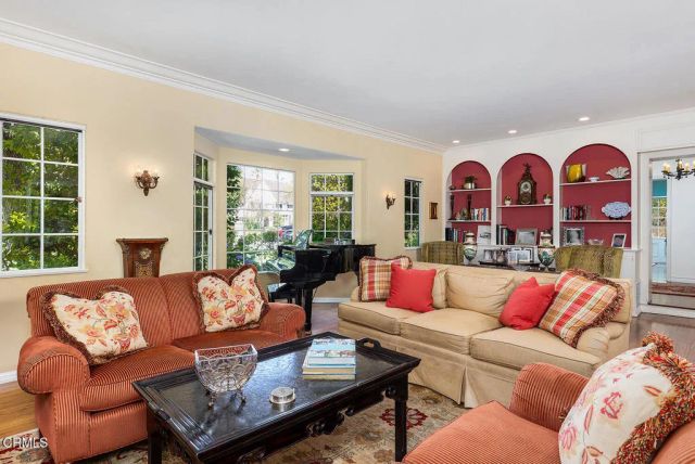 612 Landor Lane, Pasadena, CA 91106