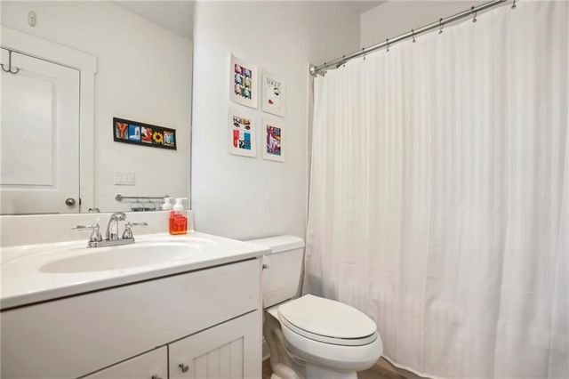 6285 Aberdeen Drive, Atlanta, GA 30328