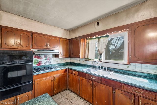 3144 Lost Nation Blvd, Willoughby, OH 44094