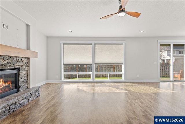 3858 Rogue Av S, Salem, OR 97302