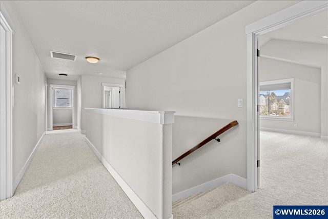 3858 Rogue Av S, Salem, OR 97302