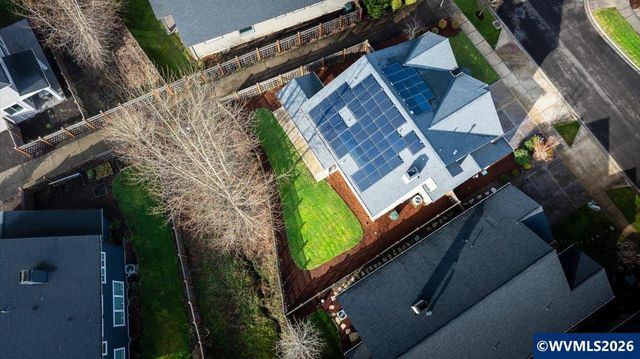 3858 Rogue Av S, Salem, OR 97302