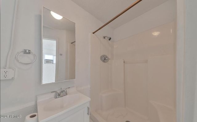 909 S 35TH Avenue, Phoenix, AZ 85009