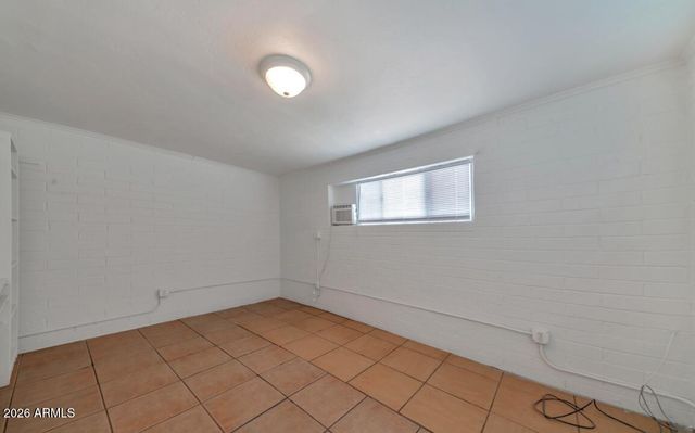 909 S 35TH Avenue, Phoenix, AZ 85009