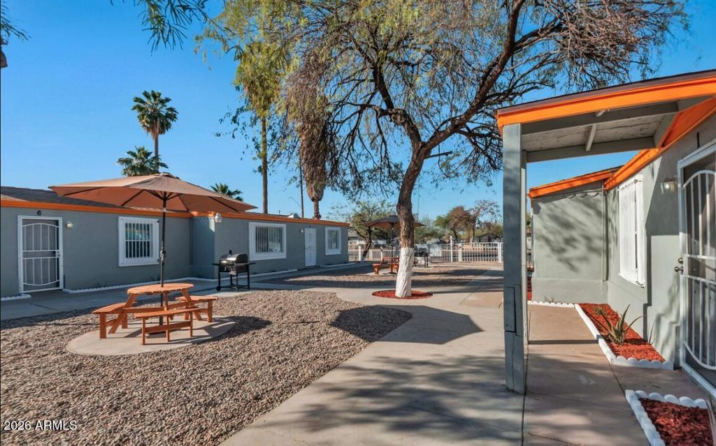 909 S 35TH Avenue, Phoenix, AZ 85009 — photo 3
