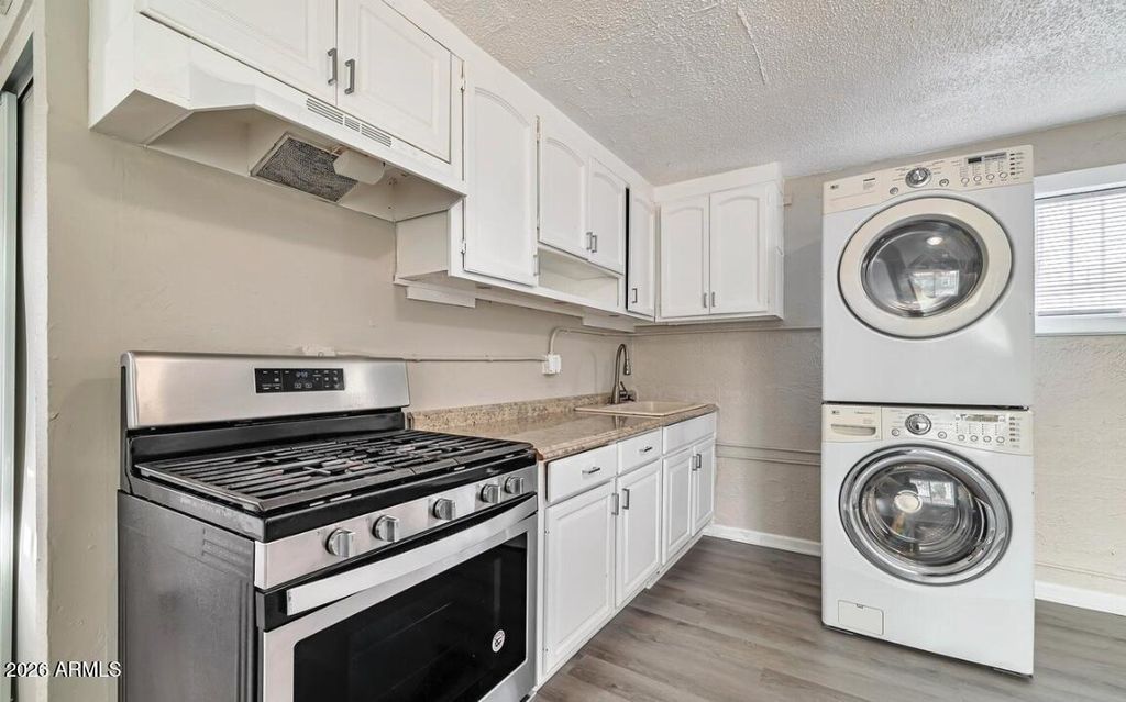 909 S 35TH Avenue, Phoenix, AZ 85009 — photo 4
