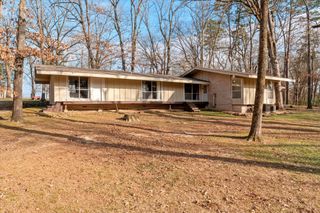 106 Lively Avenue, Mt Pleasant, TX 75455