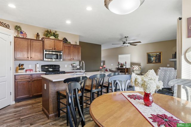 6725 S 191st Avenue, Omaha, NE 68135