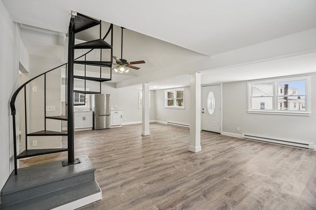 5 Grandview Ter, Sandown, NH 03873