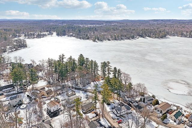 5 Grandview Ter, Sandown, NH 03873