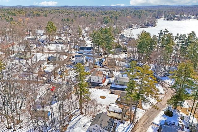5 Grandview Ter, Sandown, NH 03873