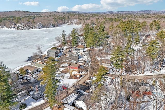 5 Grandview Ter, Sandown, NH 03873