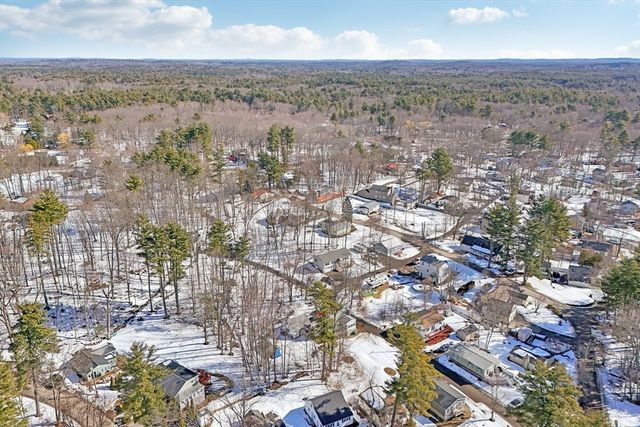 5 Grandview Ter, Sandown, NH 03873