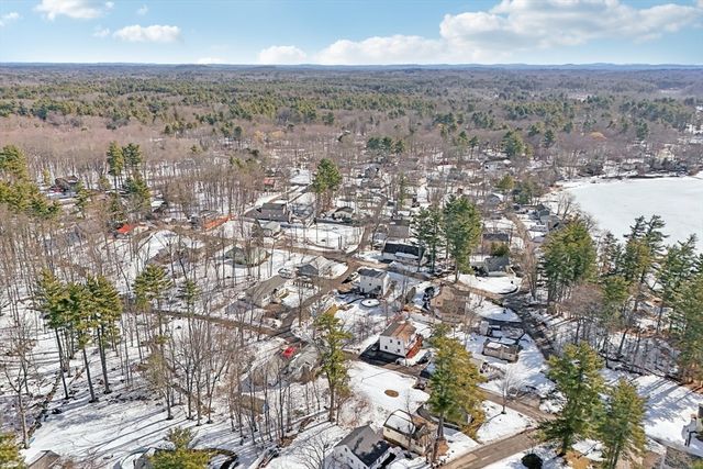 5 Grandview Ter, Sandown, NH 03873