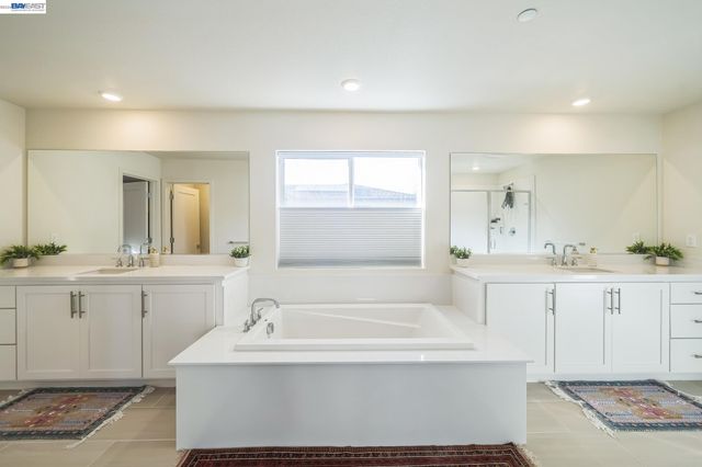 37231 Sand Bar Pl, Newark, CA 94560