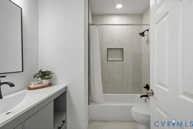 830 Rome St, Petersburg, VA 23803