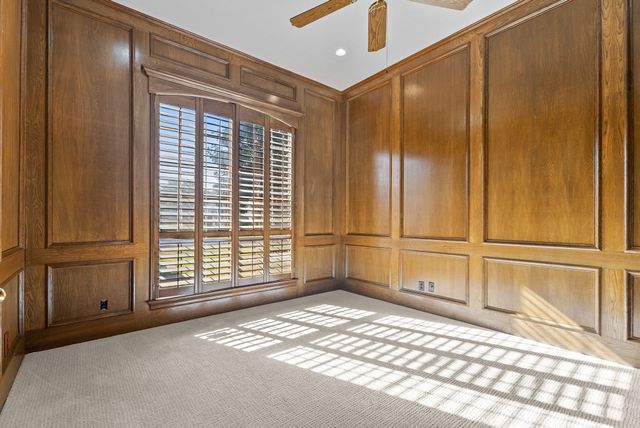 1807 Royal Oak Drive, Tyler, TX 75703