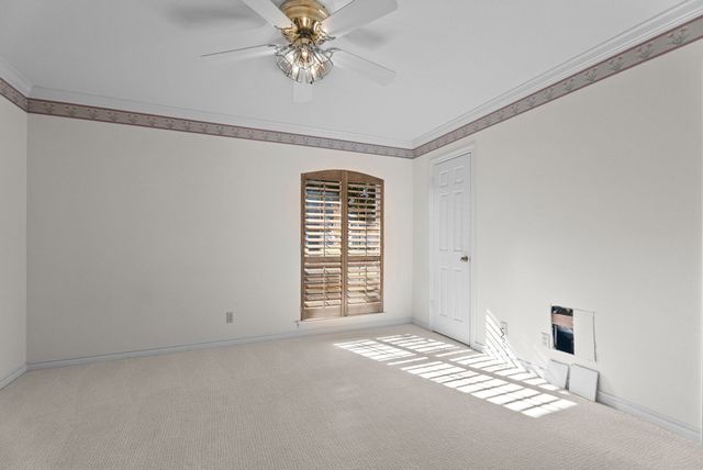 1807 Royal Oak Drive, Tyler, TX 75703