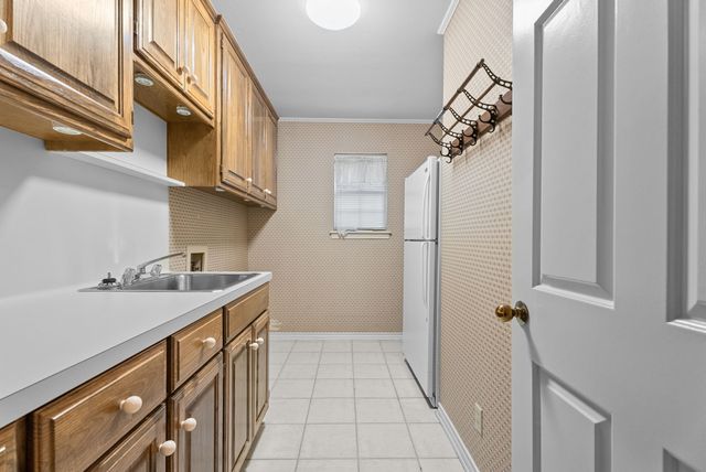 1807 Royal Oak Drive, Tyler, TX 75703