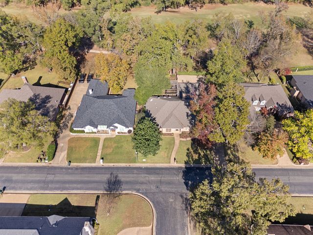 1807 Royal Oak Drive, Tyler, TX 75703