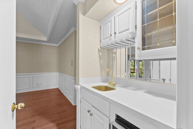 1807 Royal Oak Drive, Tyler, TX 75703