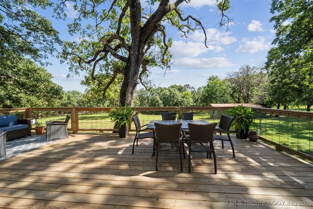 15852 E 450 Road, Claremore, OK 74017