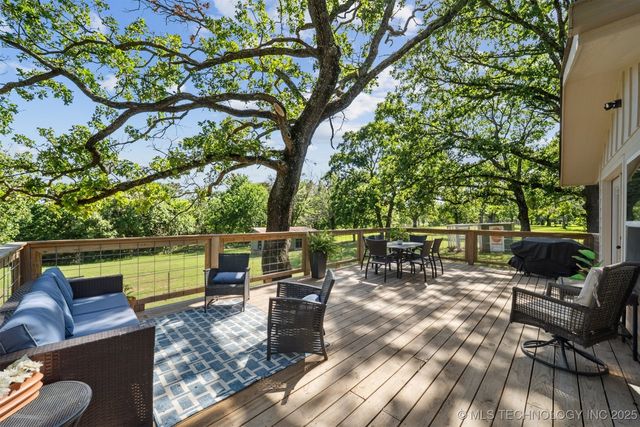 15852 E 450 Road, Claremore, OK 74017