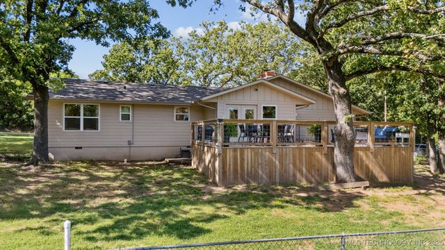 15852 E 450 Road, Claremore, OK 74017