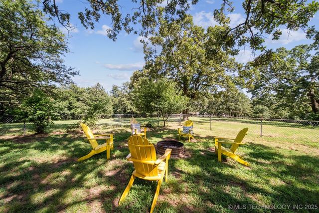 15852 E 450 Road, Claremore, OK 74017