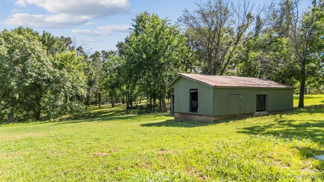15852 E 450 Road, Claremore, OK 74017