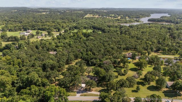15852 E 450 Road, Claremore, OK 74017