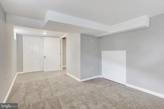 3837 OAKLEIGH DR, York, PA 17402