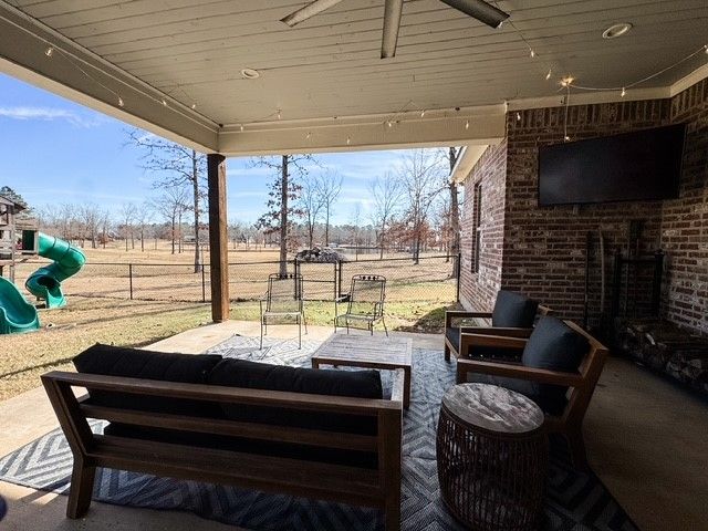 5107 Waters Edge Drive, Benton, LA 71006