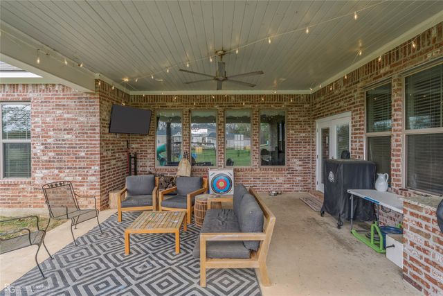 5107 Waters Edge Drive, Benton, LA 71006