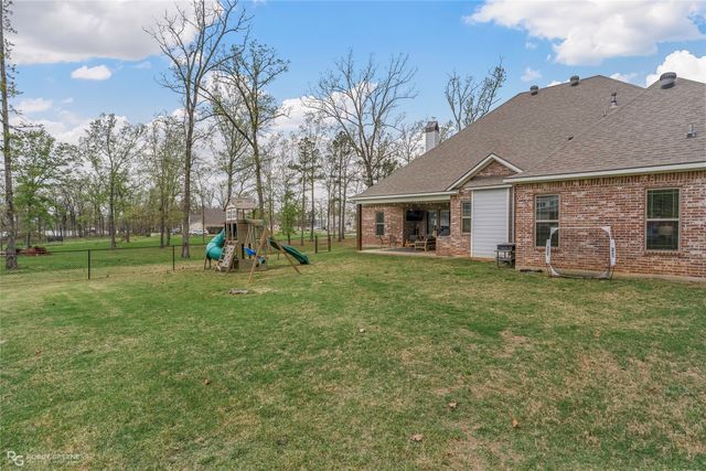 5107 Waters Edge Drive, Benton, LA 71006