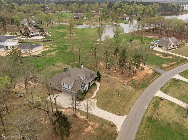 5107 Waters Edge Drive, Benton, LA 71006