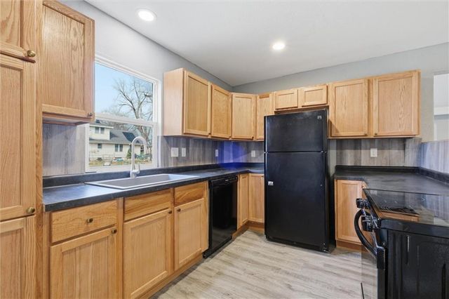 647 NE Grattan Street, Topeka, KS 66616