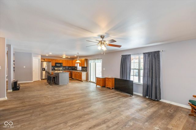 6221 E Ayrshire Circle, Camby, IN 46113