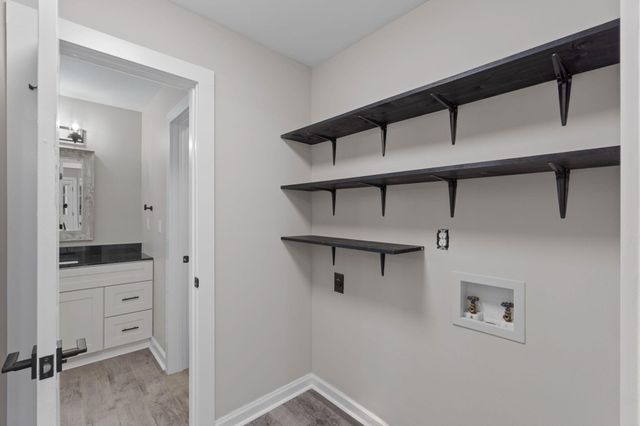 16 Del Cerro Camino, Crestview, FL 32539