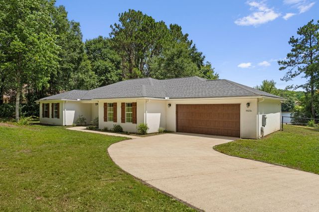 16 Del Cerro Camino, Crestview, FL 32539
