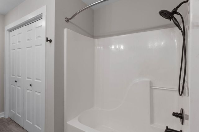 16 Del Cerro Camino, Crestview, FL 32539