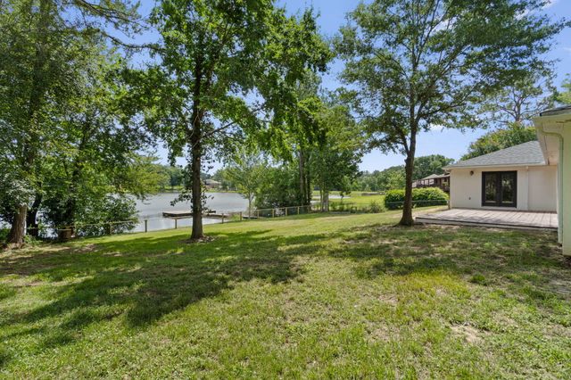 16 Del Cerro Camino, Crestview, FL 32539