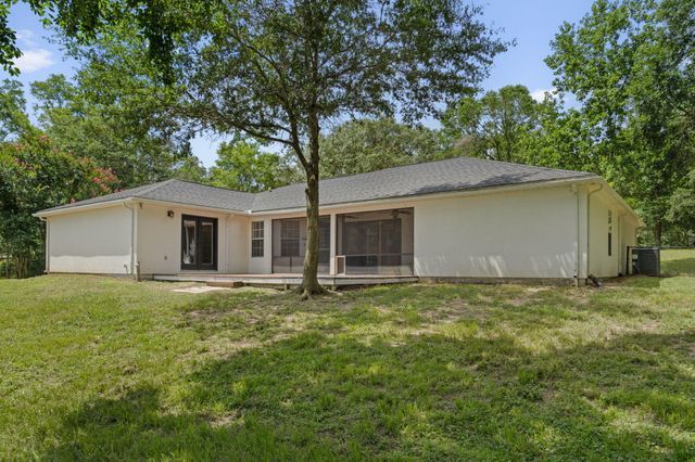 16 Del Cerro Camino, Crestview, FL 32539