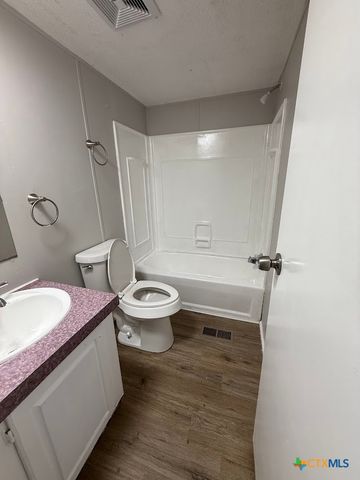341 Buck Trail, Canyon Lake, TX 78133