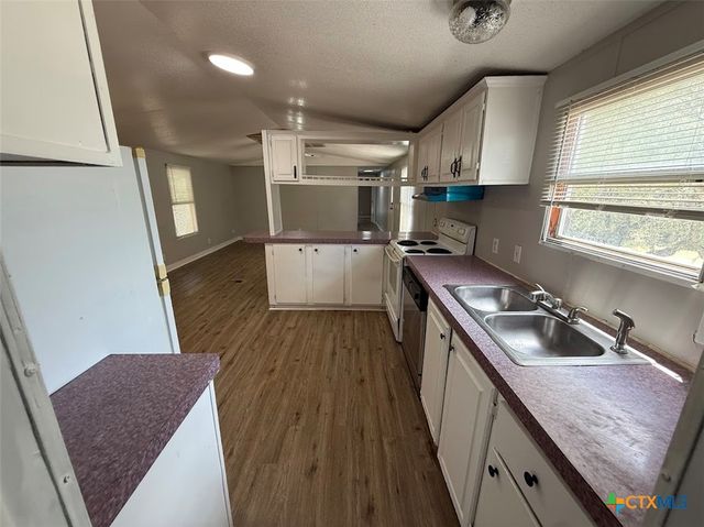 341 Buck Trail, Canyon Lake, TX 78133