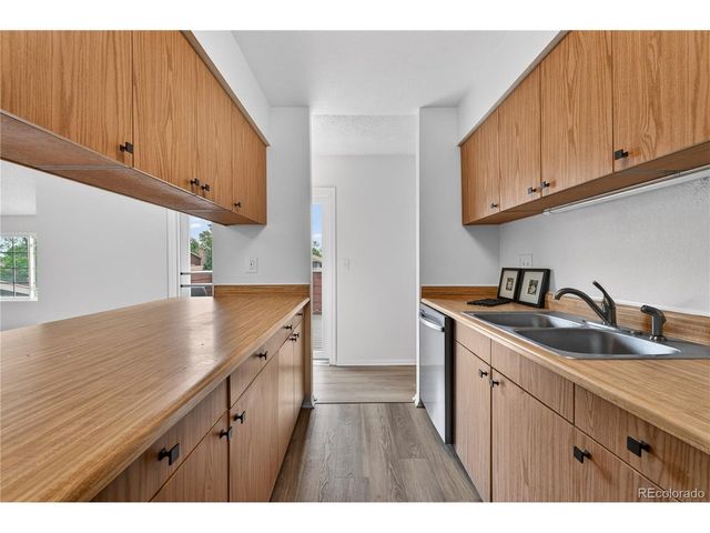 8417 Everett Way E, Arvada, CO 80005