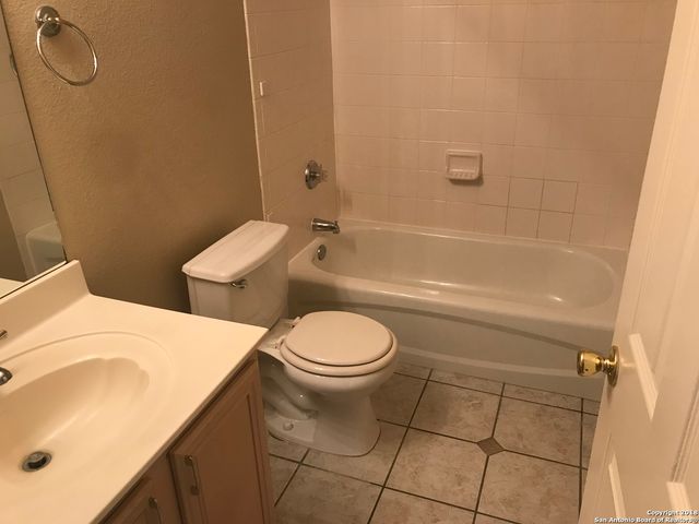 20514 Gathering Oak, San Antonio, TX 78258