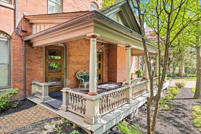 605 N Broadway, Saratoga Springs, Inside, NY 12866